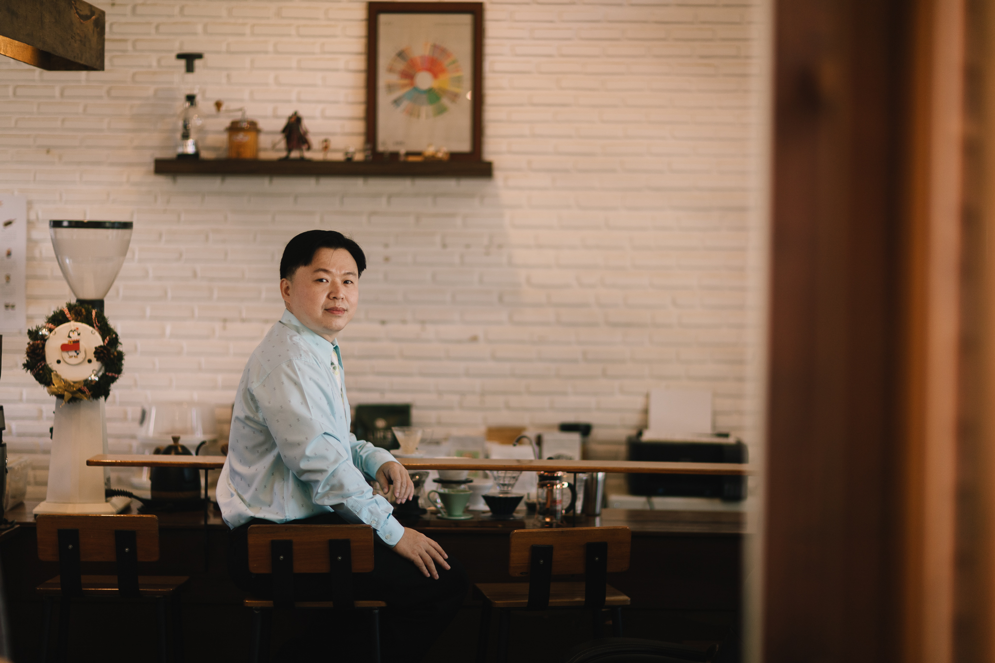 นพ. อนิรุทธ์ นิรนาท ใช้ความรู้เป็นฮาวทูช่วยผู้ป่วยมะเร็งผ่านเพจ ‘หมอหมูสู้มะเร็ง’